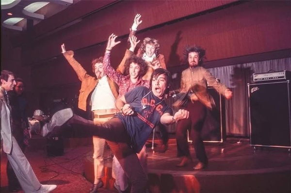 eric_burdon_animals_ondarock_nunziata_japan_600