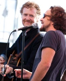 Glen Hansard - Eddie Vedder