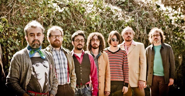 Musica componibile per sale da ballo retrofuturiste