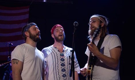 Intervista: Akron / Family