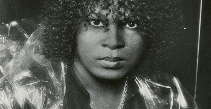 The Queen of Disco-Realness