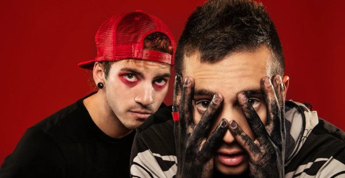 Twenty One Pilots - 