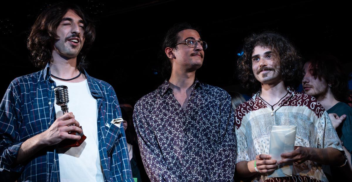 Make It One - Follie rock e amici vermi