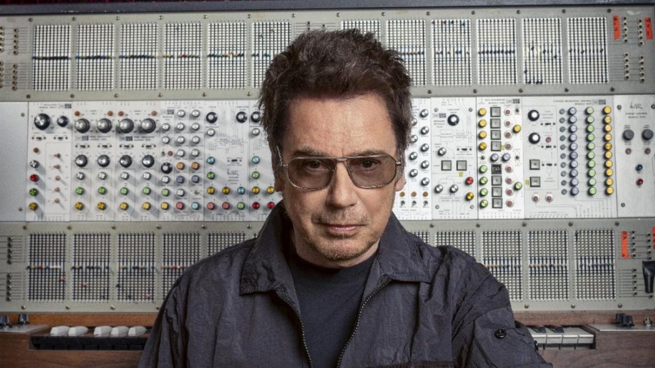 Jean-Michel Jarre celebra i 50 anni di “Oxygène”: nuova edizione con Steven Wilson e un libro sulla storia della musica elettronica